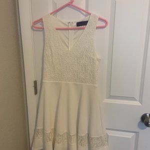 Francescas sleeveless white floral dress
